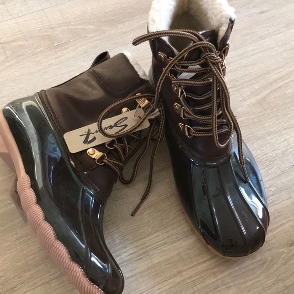 Seven rain boots - Picture 3 of 7